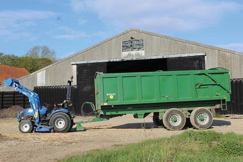 Solis Kompakttraktor 26 Grundmaschine ohne Bereifung